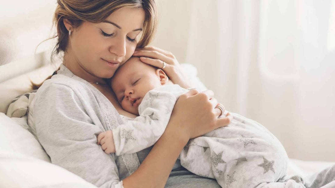 Najljepši poklon za novu mamu: Mamin spomenar – knjiga uspomena koju će čuvati cijeli život