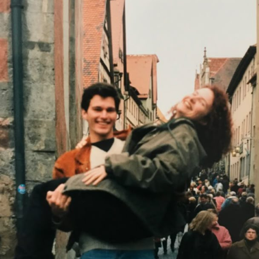 Znaš kako pokrenuti aplikaciju. Oni su znali živjeti.