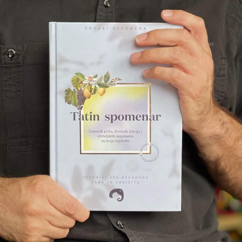 Tatin spomenar u rukama – knjiga koja čuva priče, uspomene i savjete svakog tate.